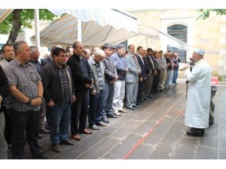 Türkistan Şehitleri İçin Bayburt’ta Gıyabi Cenaze Namazı