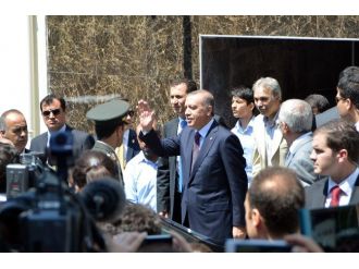 Cumhurbaşkanı Erdoğan Cuma Namazını Sarıyer’de Kıldı