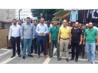 Doğu Türkistan’da Ölenler İçin Gıyabi Cenaze Namazı Kılındı
