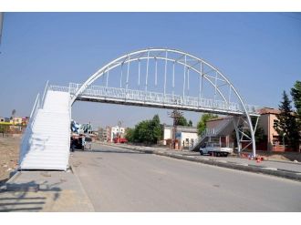 İmkb Okulu Kavşağına Üst Geçit Yapıldı