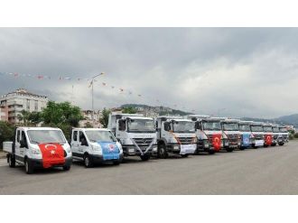 Trabzon Büyükşehir Belediyesi Yeni Araçlarını Törenle Hizmete Soktu