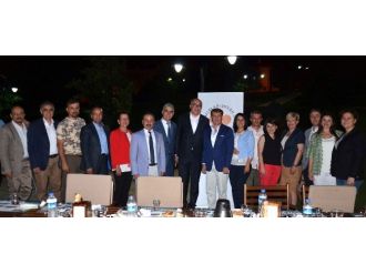 Halkla İlişkiler Ve Reklamcılar İftarda Buluştu