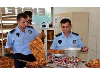 Suluova’da Zabıta Ekipleri Fırınları Denetledi