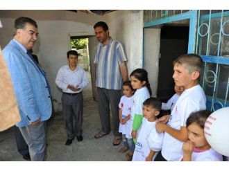 Osmaniye Valisi Kerem Al, Ramazan Ayında Yoksul Vatandaşları Evlerinde Ziyaret Ediyor