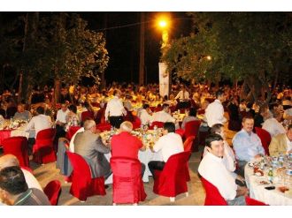Atb’den Zeytinpark’ta İftar