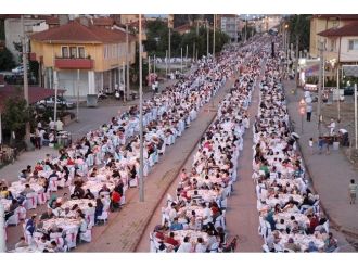 ‘Mahallemde İftar Var’ Programı Erenler’de Devam Edecek