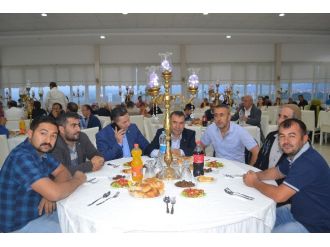 Bilecik Yiyecek Maddesi Satan Esnaflar İftarda Buluştu