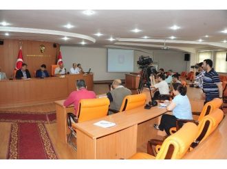 Başkan Çalışkan, Projeler Hakkında Bilgi Verdi