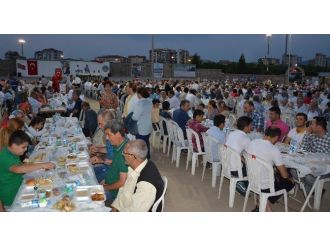 Vali Bektaş, Turgutlu’da İftar Programına Katıldı