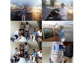 Ak Parti Gençliği’nden İftara Yetişemeyenlere Hurma Ve Su