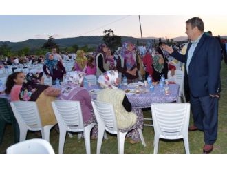 Başkan Çerçi, Ortaköy İftarında Vatandaşlarla Buluştu