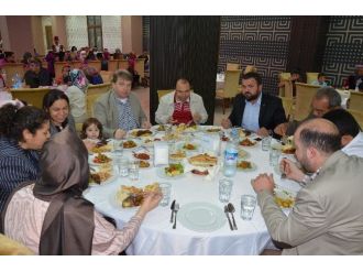 Madenci Aileleri İftarda Biraraya Geldi