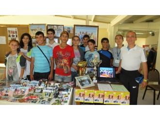 Burhaniye’de Özel Sporcuların Ödül Sergisi
