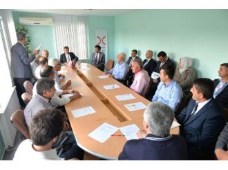 Gediz Osb Müteşebbis Heyeti Vali Şerif Yılmaz Başkanlığında Toplandı