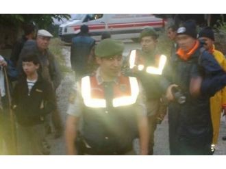 Kayıp Kız Ormanlık Alanda Bulundu