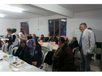 Kümbet Akpınarlılar İnönü Belediyesi’nin Sokak İftarında Buluştu