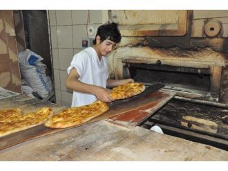 Fırın İşçilerinin Sıcak Çilesi