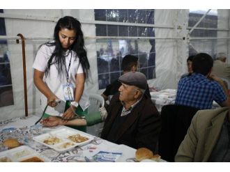 İftar Yemekleri Aşevi’nden