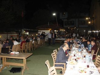 Alparslan Türkeş Sahur Programı Büyük İlgi Gördü