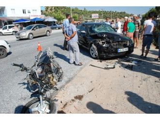 Didim’de Ani Şerit Değişimi Kazaya Neden Oldu