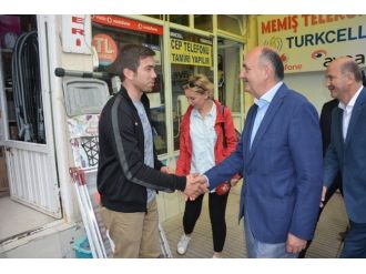 Bakan Müezzinoğlu’nun Küçük Kızla Sohbeti