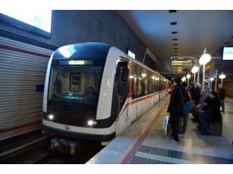 İzmir Metrosu Elektrikte Bir Milyon Liralık Tasarruf Yaptı
