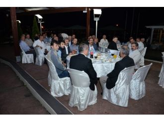 Başkan Keleş Muhtarlarla İftar Açtı