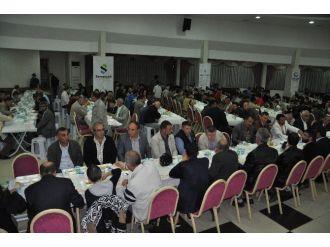 Bozüyük’te Semerkand Vakfı’ndan İftar