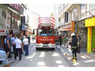 Ocakta Unutulan Yemek Yangın Çıkardı