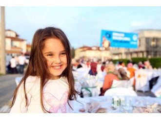 Huzur Sofraları Erenler’de Kuruldu