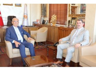 Milletvekili Köktaş’tan Vali Şahin Ve Başkan Yılmaz’a Nezaket Ziyareti