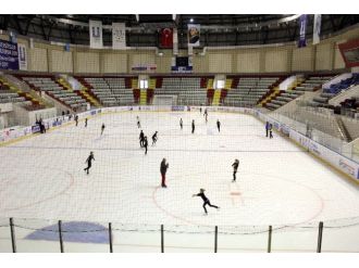 Geleceğin Buz Perileri Erzurum’da Yetişiyor