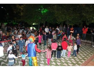 Eskişehirliler Park Buluşmalarıyla Coşuyor