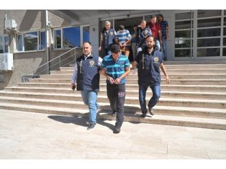 Uşak’ta Sahte Altın Satmak İsteyen 2 Kişi Yakalandı