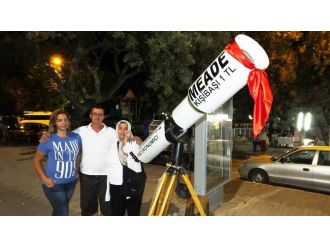 Burhaniyeli Ali Köse Uzay Meraklılarına Hizmet Veriyor