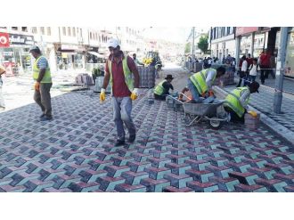 Ankara Büyükşehir’den Beypazarı’na Kaldırım Ve Meydan Düzenlemesi