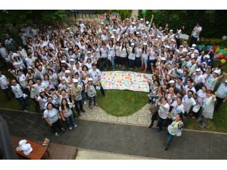 Yurttaşlık Gününde Otizmli Çocuklara Anlamlı Hediye