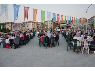Yeşilyurt Belediyesi’nden 2 Bin Kişilik İftar