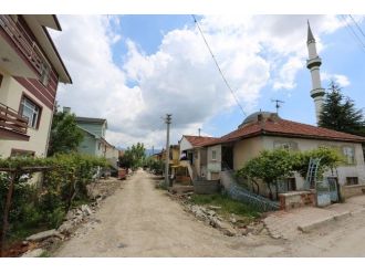 Bolu’da Yol Açma Ve Yenileme Çalışmaları Sürüyor