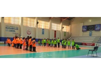 Nene Hatun Çocuk Yuvası’ndaki Çocuklar Mavi Kartaneleri Yaz Okuluna Katılıyor