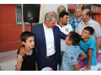 Adapazarı Belediyesi Üçüncü Halk İftarı Yeni Cami’de Yapıldı