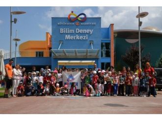 Masal Şatosu Çocuk Akademisine Rekor Katılım