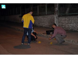 Bursa’da Maganda Kurşunu 2 Kişiyi Yaraladı