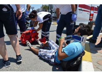 Motosiklet Sürücüsü Kazayı Ucuz Atlattı