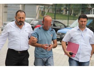 Alışveriş Merkezinin Otoparkından Motosiklet Çaldı