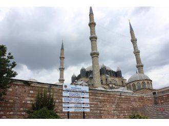 Selimiye’nin ‘İncisi’ Yeniden Kurşunlanıyor