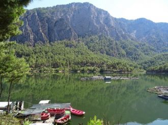 Alabalık Yetiştiricileri Karacaören’de Yasakların Askıya Alınması İstiyor