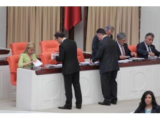 Meclis Başkanlığı Seçiminde İkinci Turdan Da Sonuç Çıkmadı