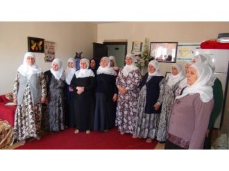 ’Barış Anneleri’ Işid Saldırılarını Kınadı