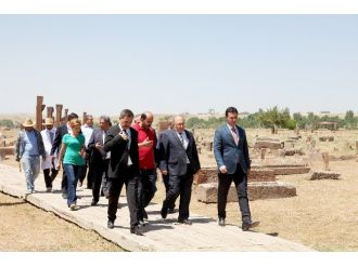 Müsteşar Dursun’un Ahlat Ziyareti